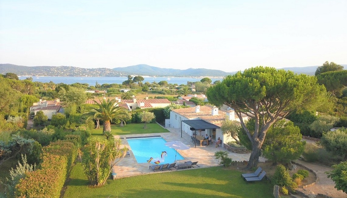 Villa Villa Bergeronnette Beauvallon Properties