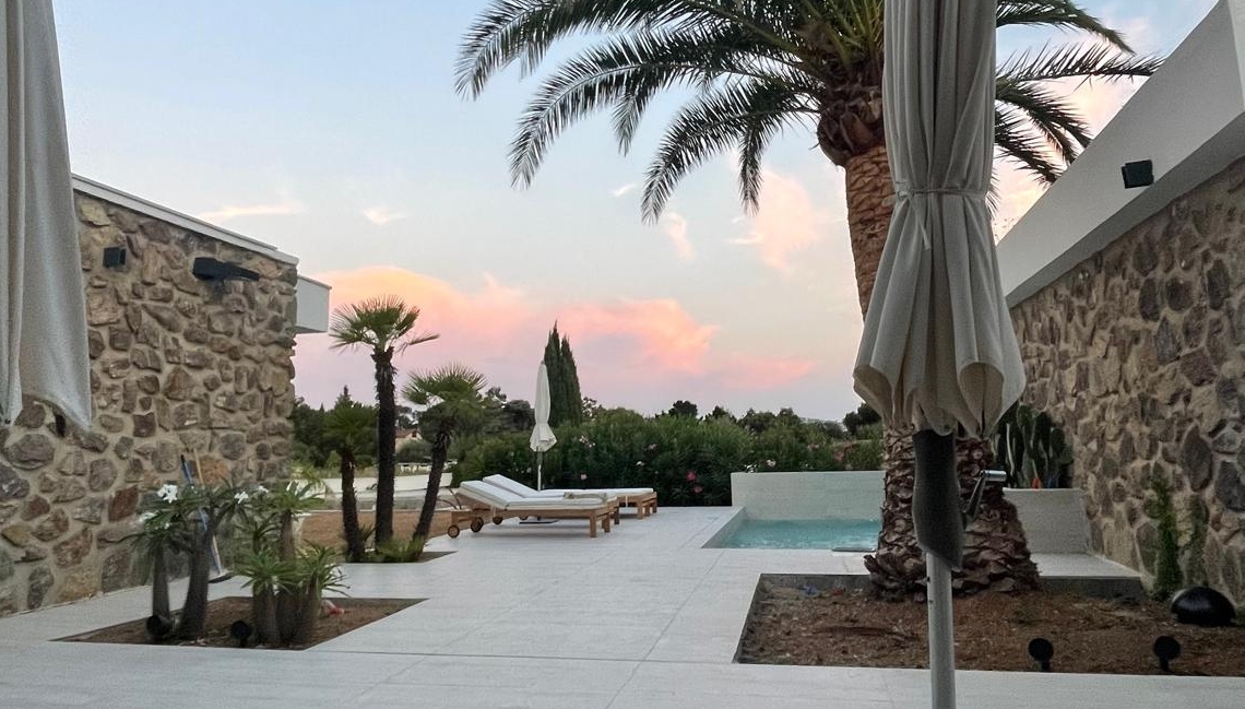 Villa Villa Treize Beauvallon Properties