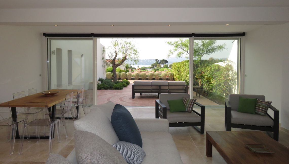 Salon - Vue Villa Bergeronnette Beauvallon Properties