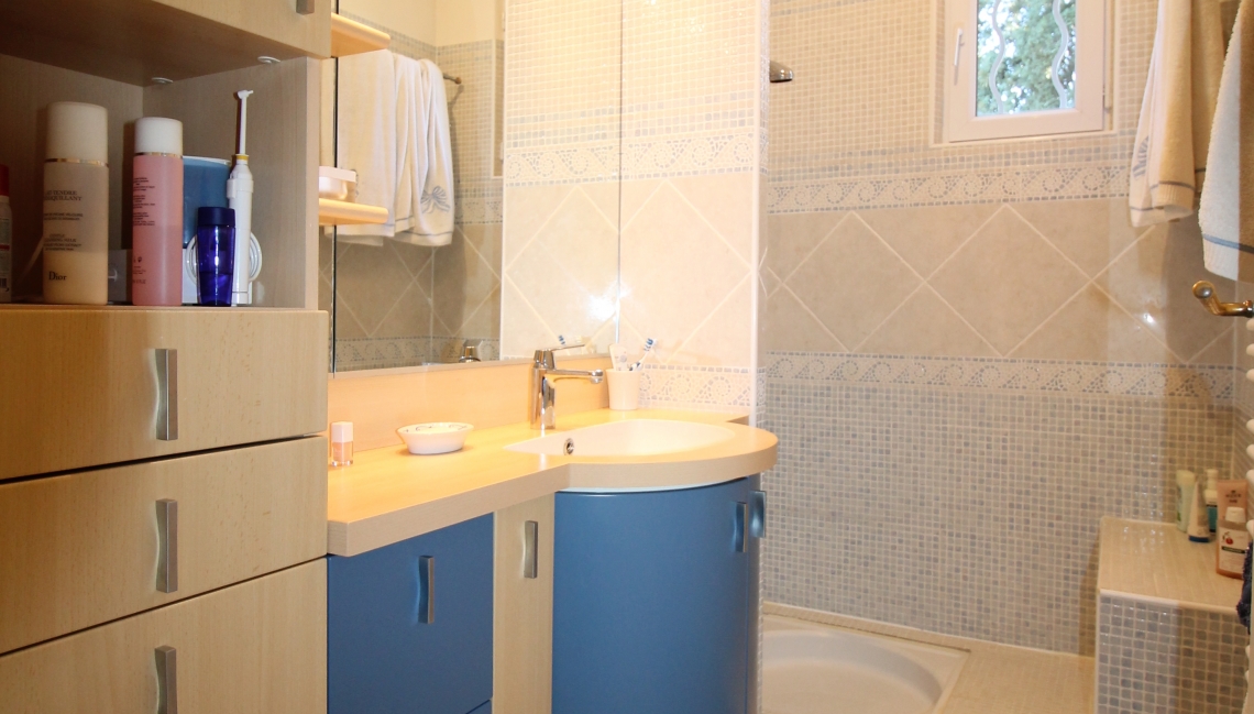 Salle de douche Villa Bouvreuil Beauvallon Properties