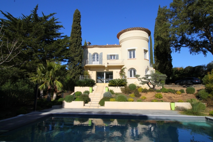 Villa Bouvreuil Grimaud Beauvallon Properties