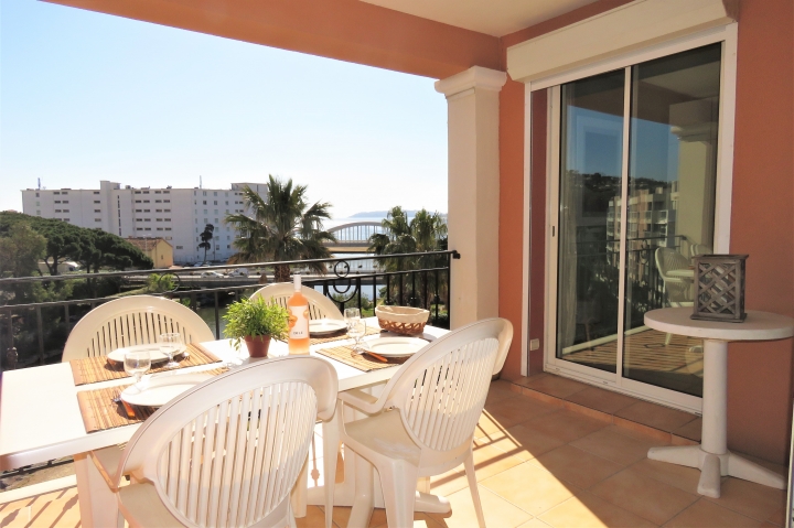 Appartement Port.Marine Sainte-Maxime Beauvallon Properties