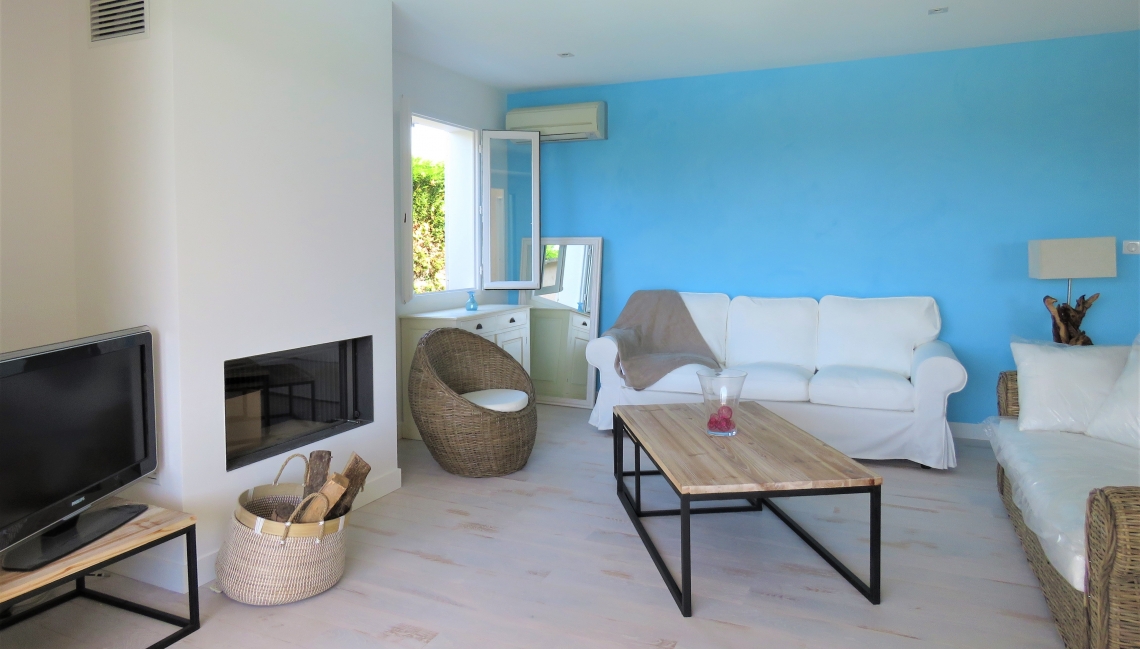 Salon Villa Pinson Beauvallon Properties