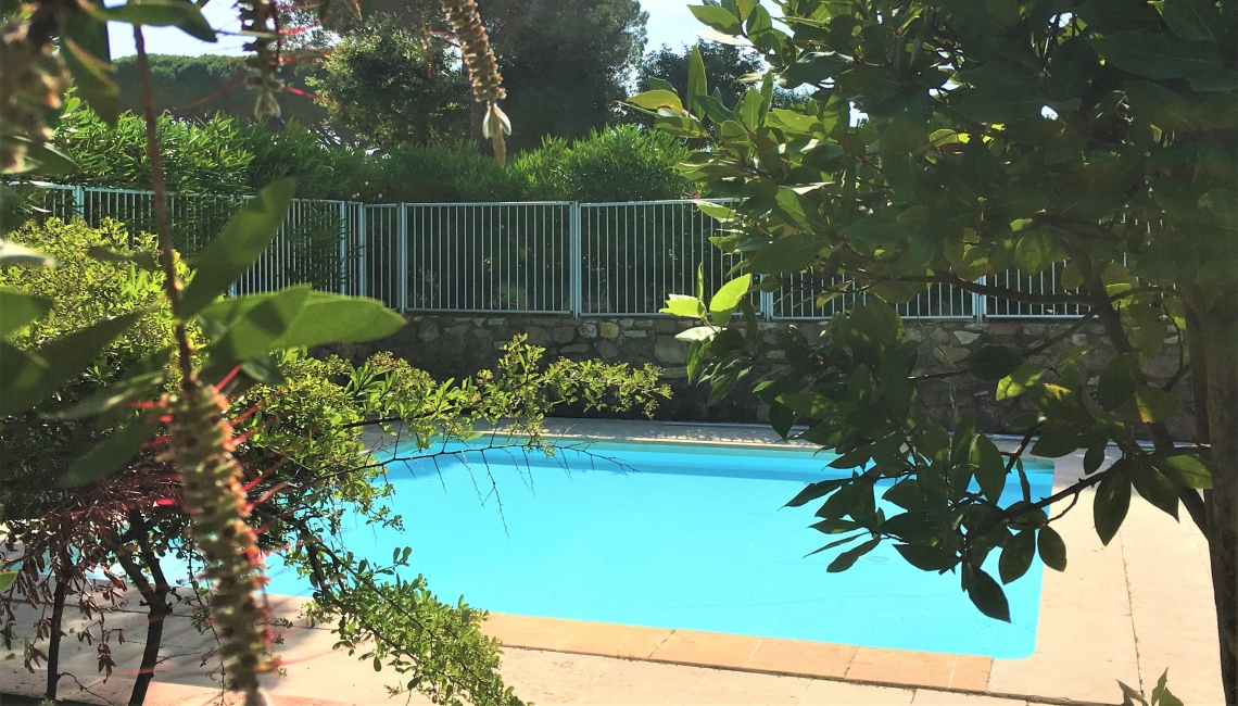 Petite piscine Villa Perdrix Beauvallon Properties