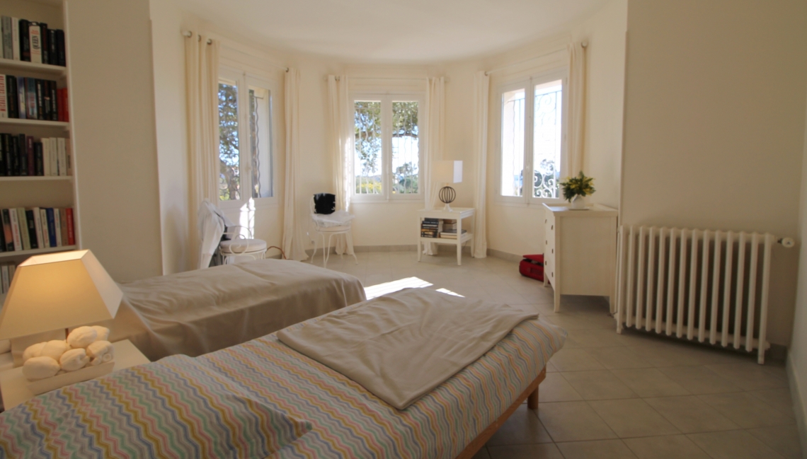 Chambre 2 Villa Bouvreuil Beauvallon Properties