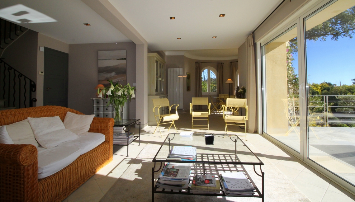 Salon Villa Bouvreuil Beauvallon Properties
