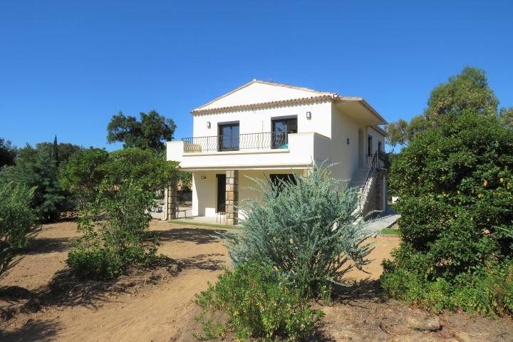 Maison/Appartement Elo.Marisa Grimaud Beauvallon Properties